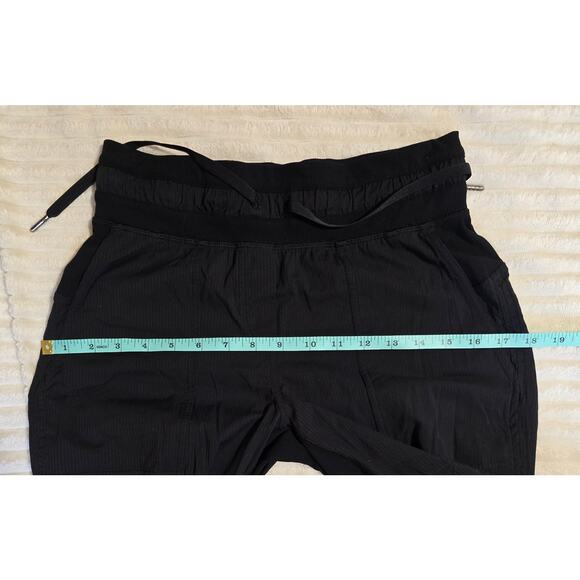 Lululemon Dance Studio Mid-Rise Crop 25" - Picture 9 of 13